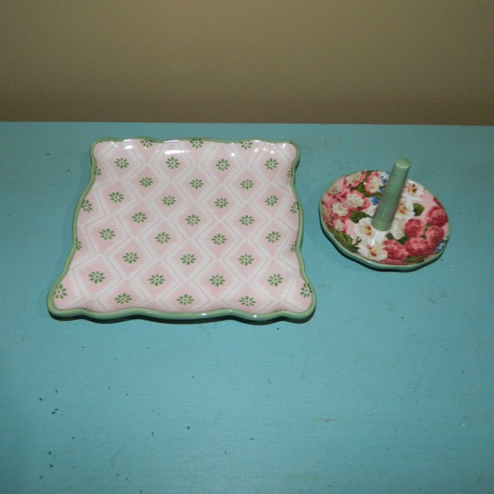 Mark & Graham X Sanderson Hollyhocks Floral Jewelry Ring Holder/Whitney Daisy